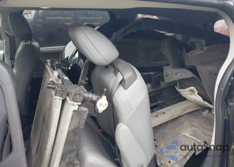 2021 Toyota Sienna Xle z USA, uszkodzony, nr VIN 5TDYRKEC5MS003826